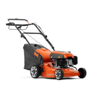 Benzininė vejapjovė Husqvarna LC 140SP Benzininė vejapjovė Husqvarna LC 140SP